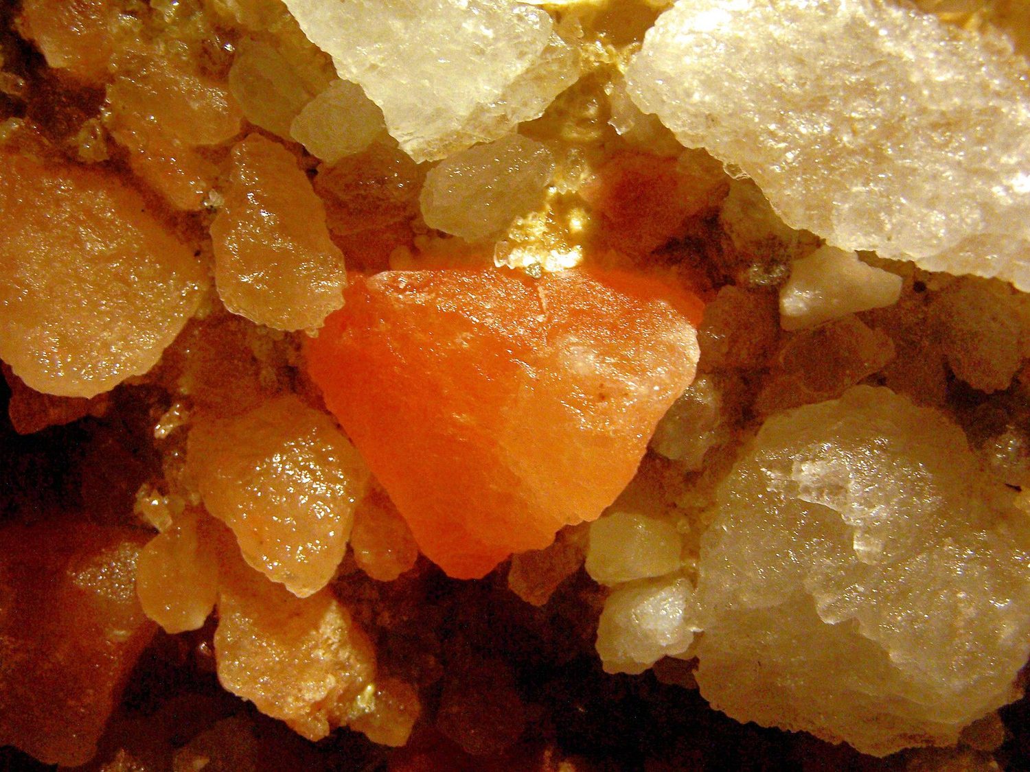 Rock salt (halite): an ionic compound held in a giant lattice